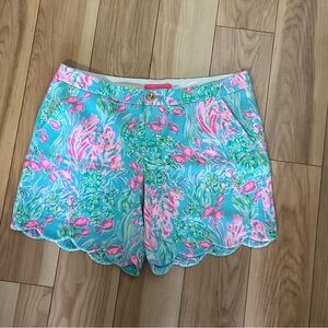 NWOT Lilly Pulitzer Darci Knit Amalfi Blue Best Fishes Shorts. 7 inch inseam.